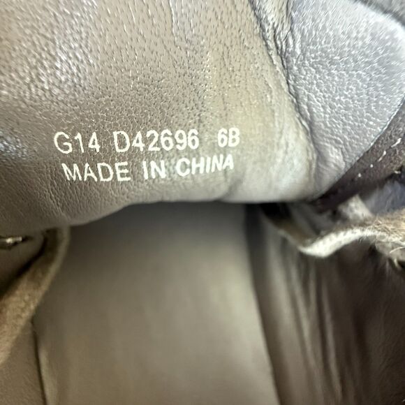 Size 6B - Cole Haan Grand OS Lace Up Sneakers Suede D4296 - Picture 7 of 9